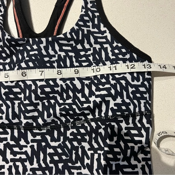 EB Lululemon Crossback Tank Top Black White Print Net Pop Mesh Back - Picture 10 of 16